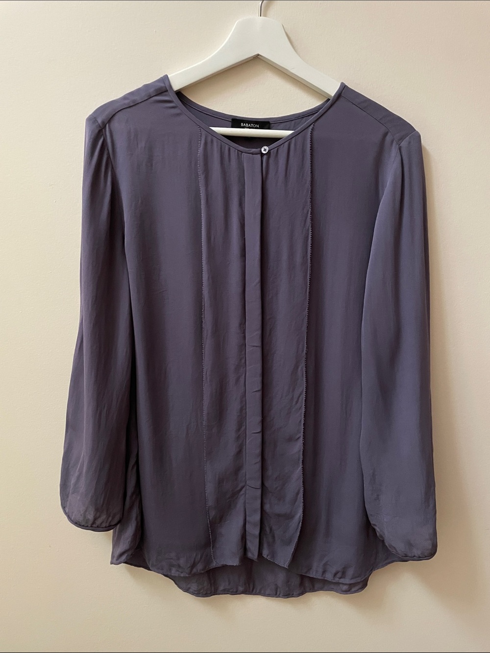 Aritzia Babaton 100% Silk Blouse dusty lavander
